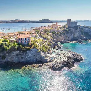 *** Hotel Capo D'uomo Italy